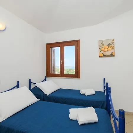 Stupenda Vista Mare A Tanaunella - Apartamento
